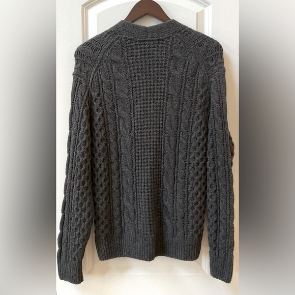 Abercrombie & Fitch Men’s Cable Stitch Cardigan - Picture 2 of 4